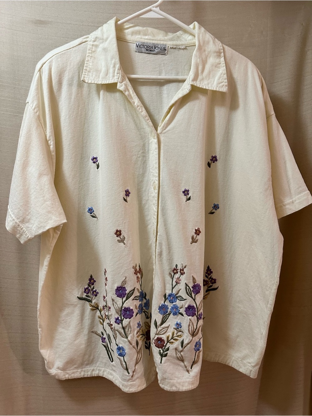 Victoria Jones Floral Embroidered Button Front Top Plus Size 2X Y2K